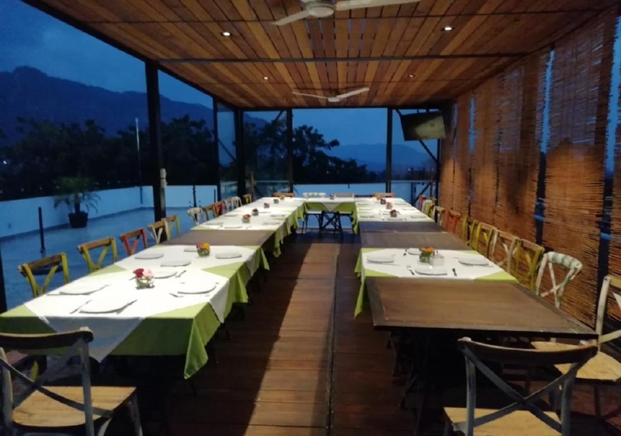 Hotel Las Puertas De טפוזטלן מראה חיצוני תמונה